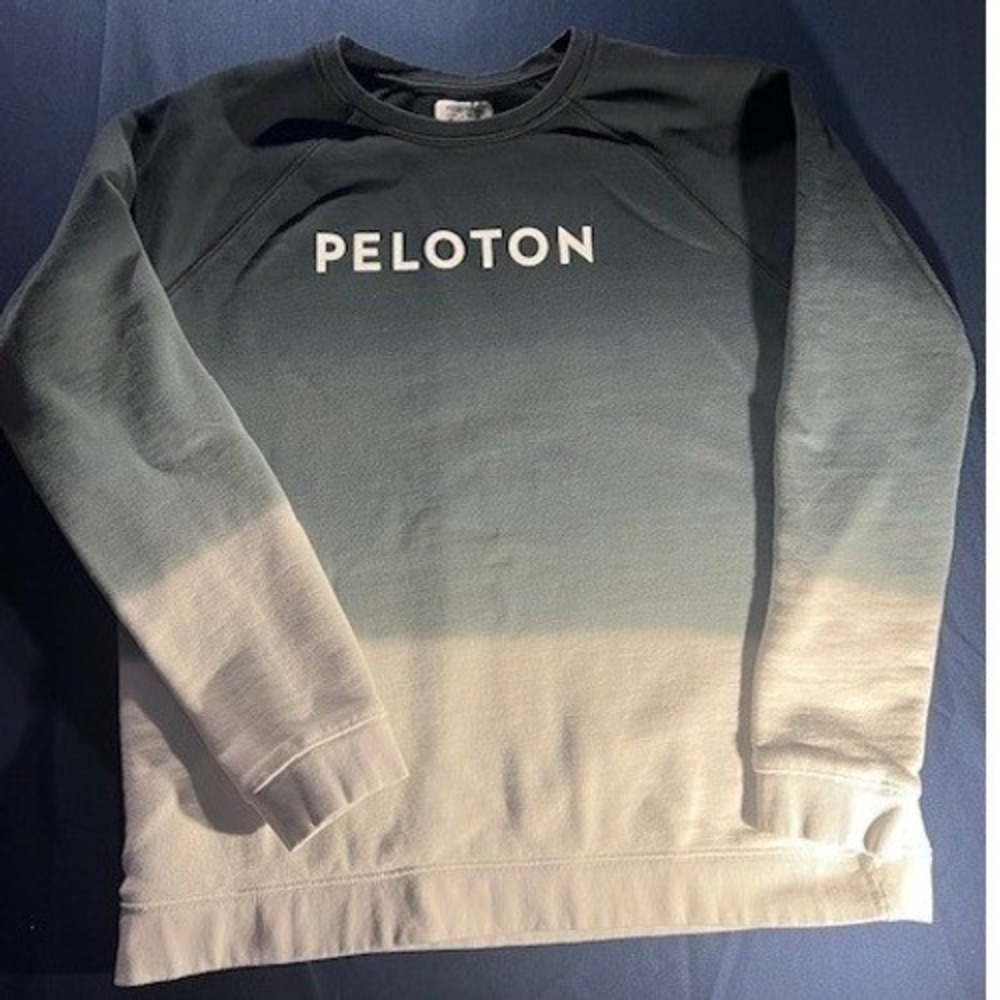 Peloton Sweatshirt Mens Medium Blue White Ombre Raglan Logo Pullover Spin Class